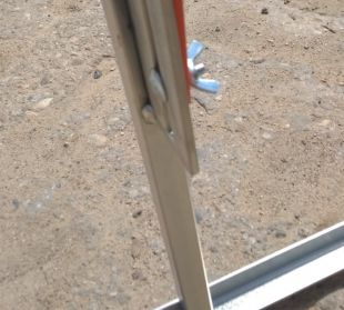 Barierka składana nożycowa harmonijkowa | zapora drogowa, biało-czerwona